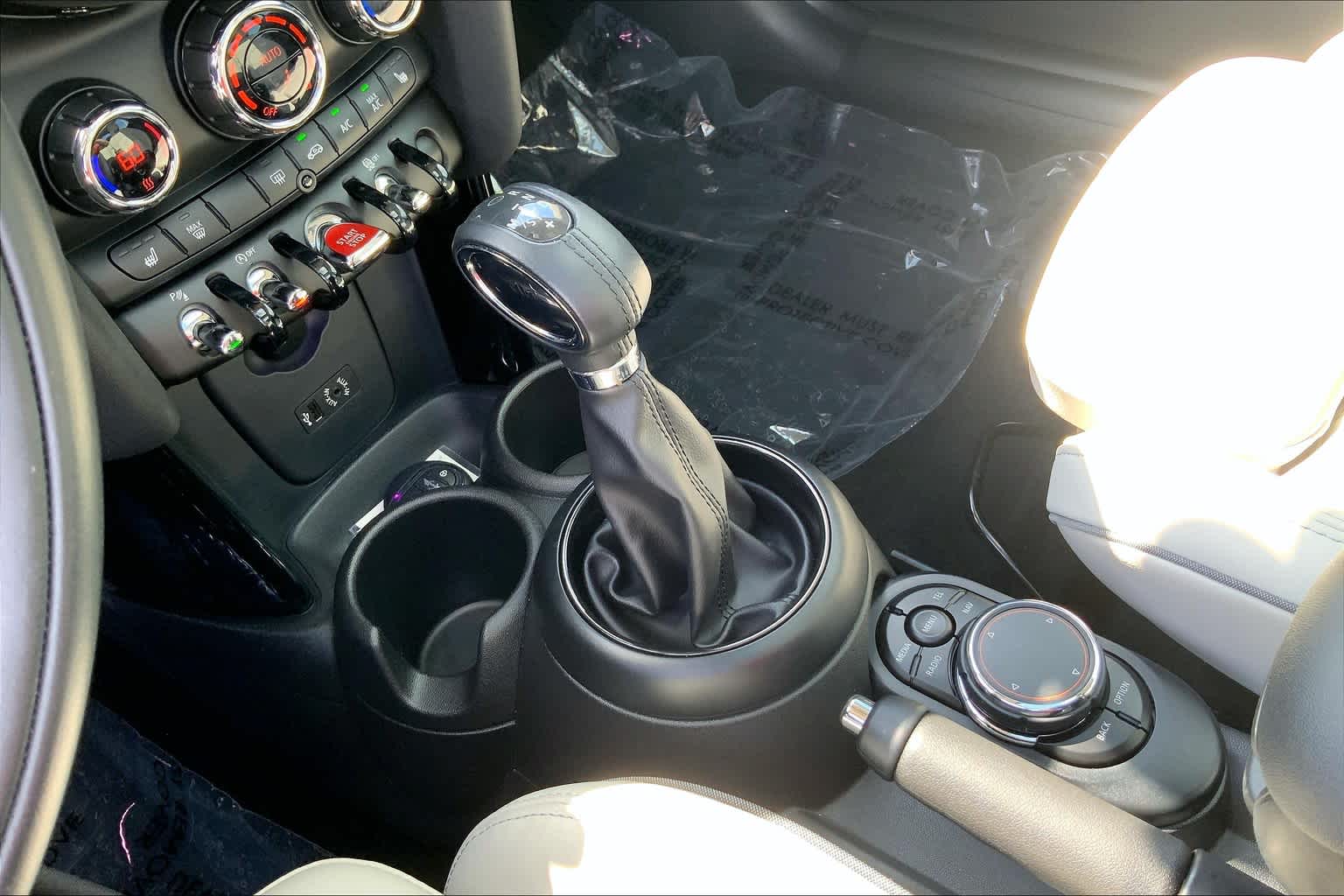 2018 Mini Cooper 2 Door Hardtop photo 10