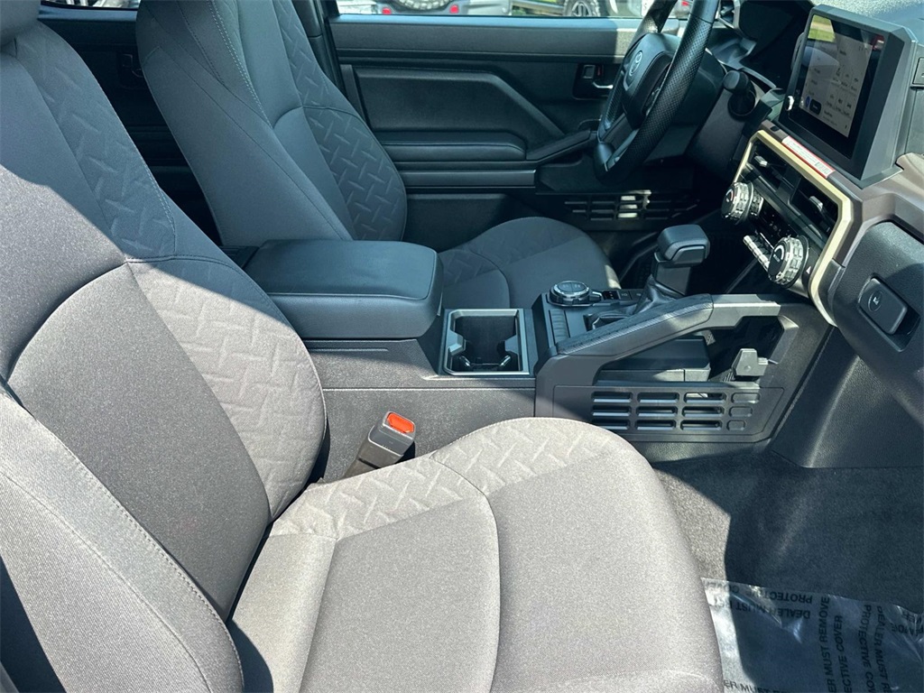 2025 Toyota Tacoma SR5 photo 15