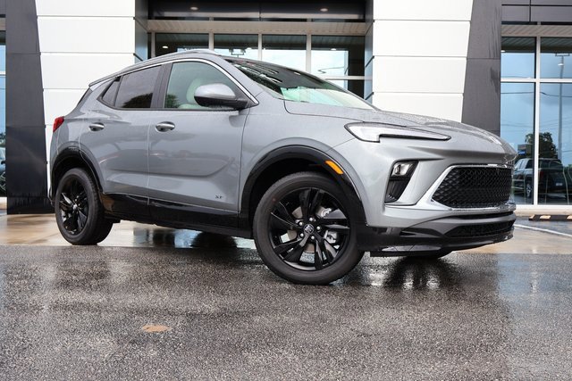 2026 Buick Encore GX Sport Touring photo 2