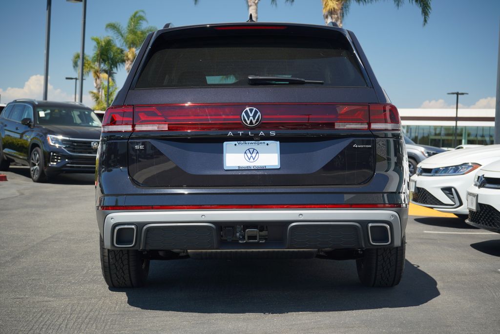 2026 Volkswagen Atlas Peak Edition SE photo 3