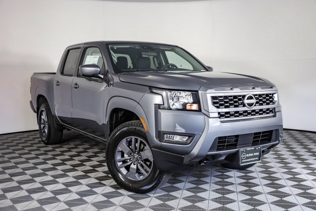 新品　BRIEFING WS LOGO LINE HIGHNECK RF S New 2025 Nissan Frontier Crew Cab SV Truck in Buena Park