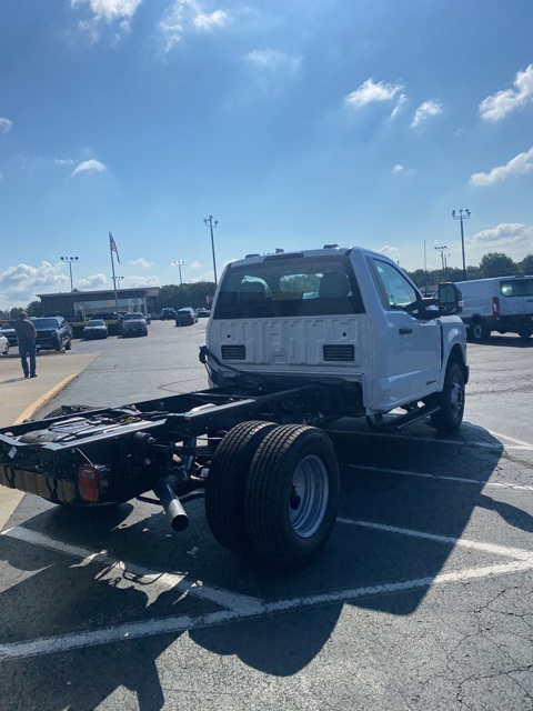 2026 Ford F-350 XL photo 7