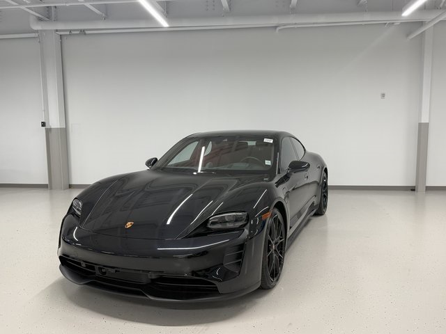 2023 Porsche Taycan GTS's photo