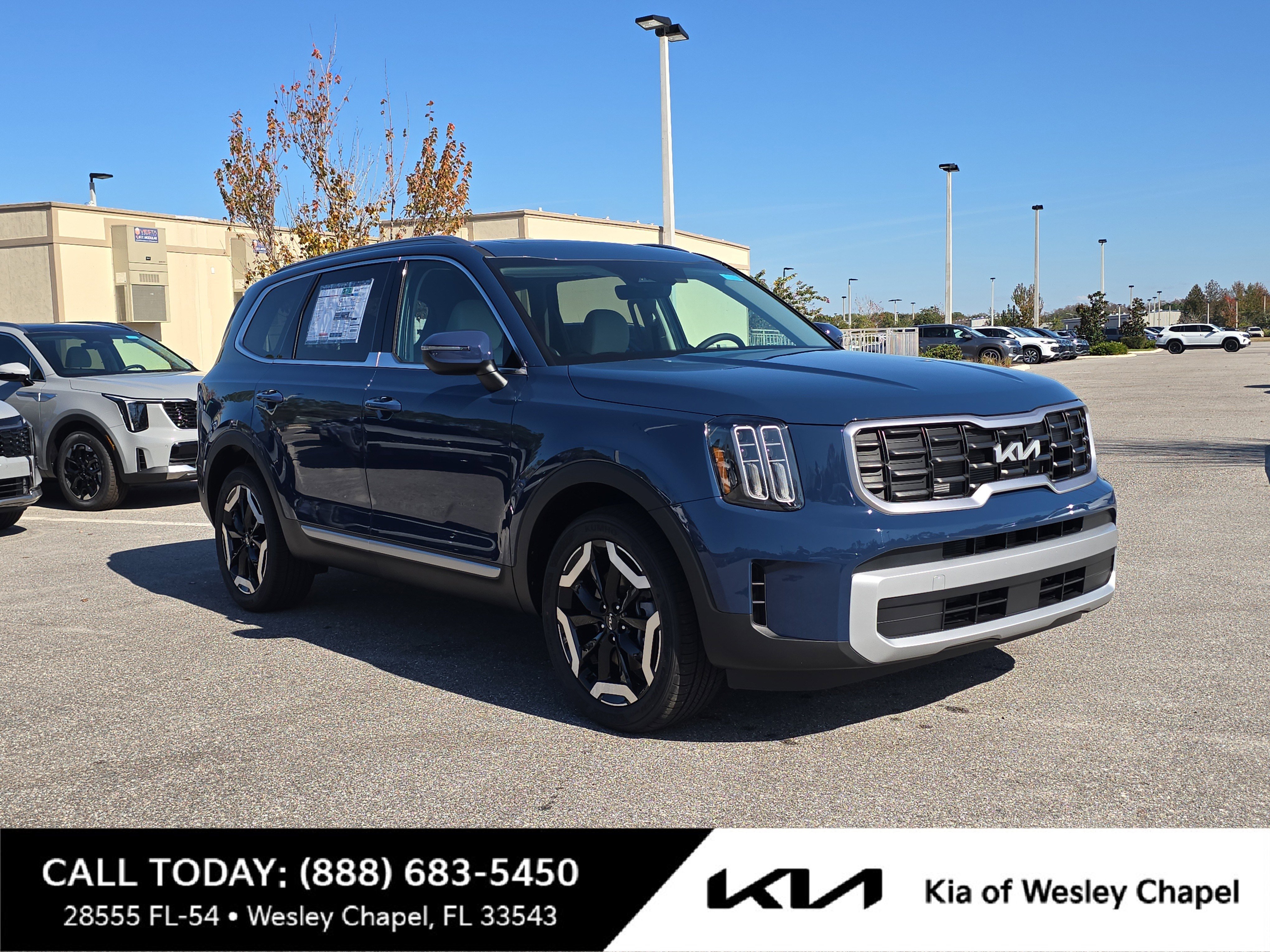 2025 Kia Telluride S's photo