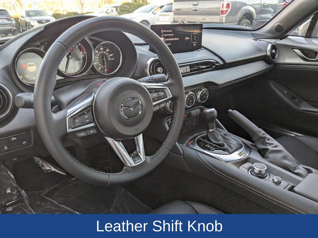 2024 Mazda MX-5 Miata Miata RF Grand Touring photo 13