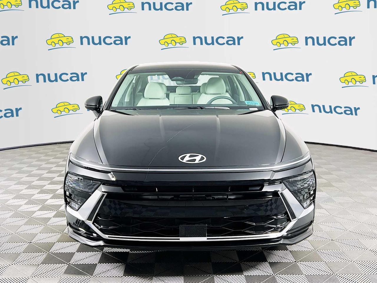 2026 Hyundai Sonata SEL Sport photo 2