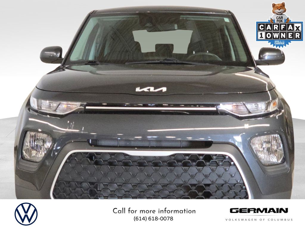 2022 Kia Soul LX photo 2