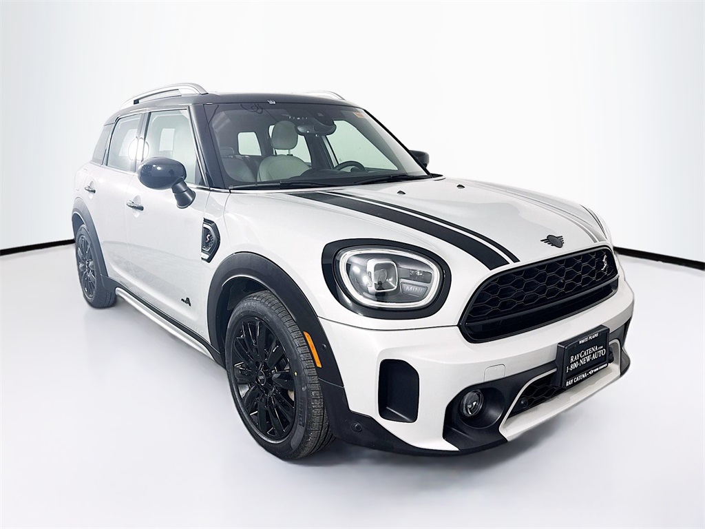 2023 MINI Countryman S's photo