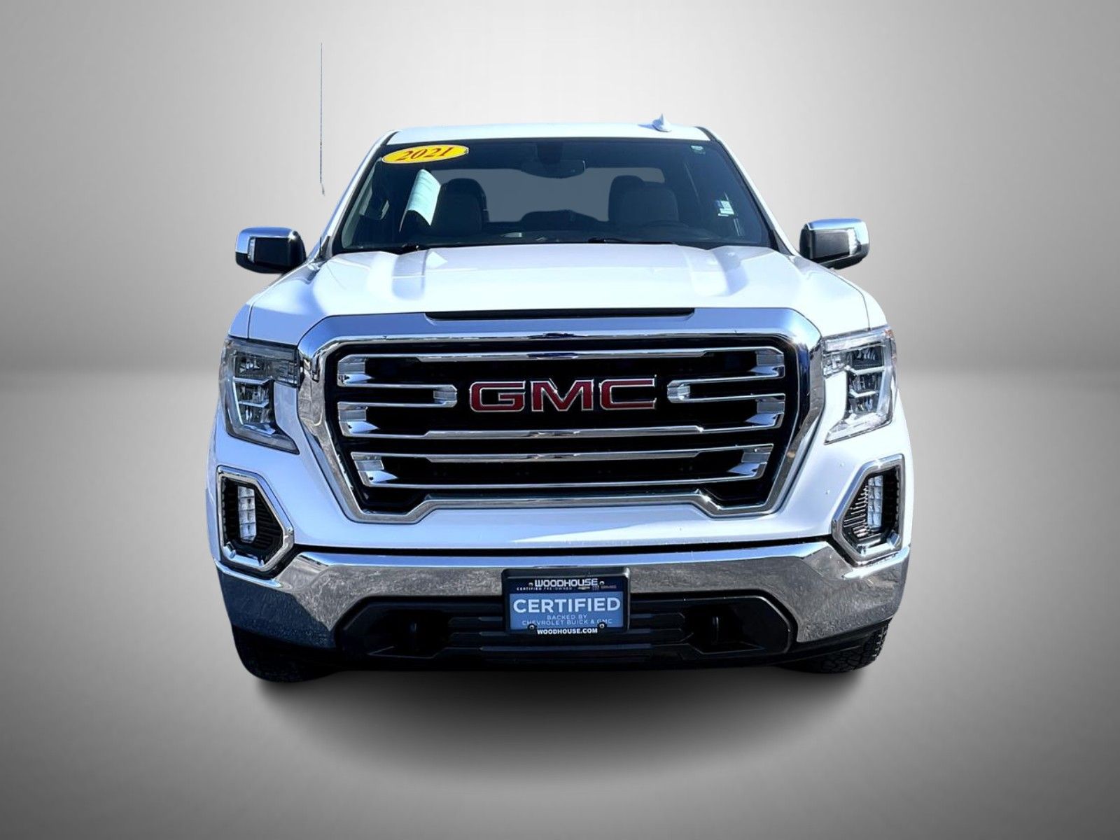 2021 Gmc Sierra 1500 SLT photo 2