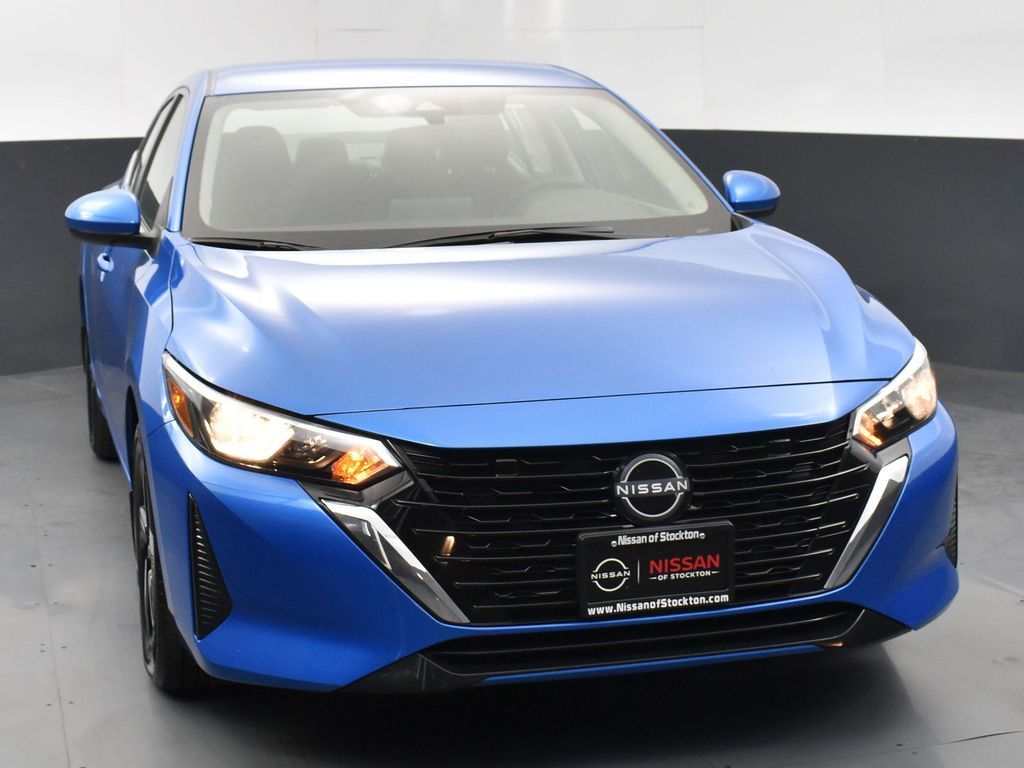 2025 Nissan Sentra SV photo 2