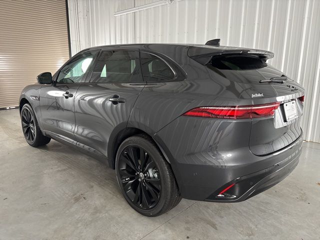 2026 Jaguar F-PACE P250 R-Dynamic S photo 9
