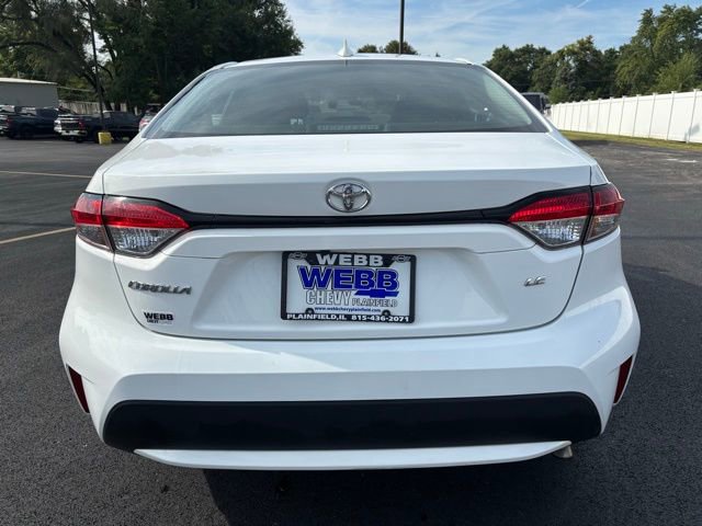 2022 Toyota Corolla LE photo 6