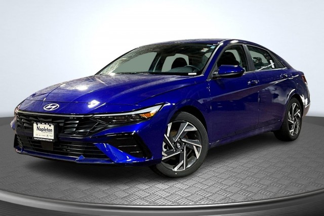 Pre-Owned 2024 Hyundai Elantra SEL