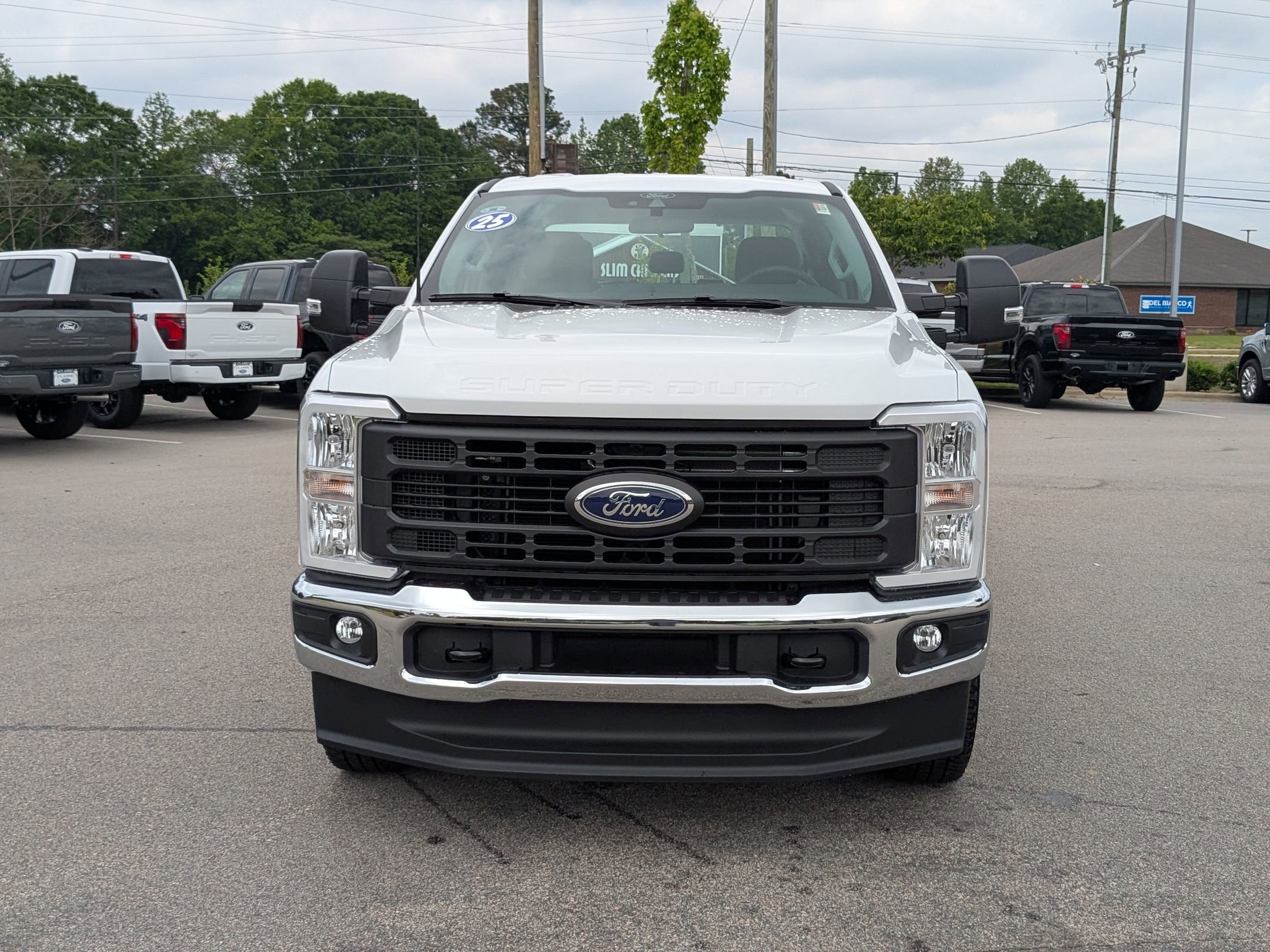 2025 Ford F-250 XL photo 4