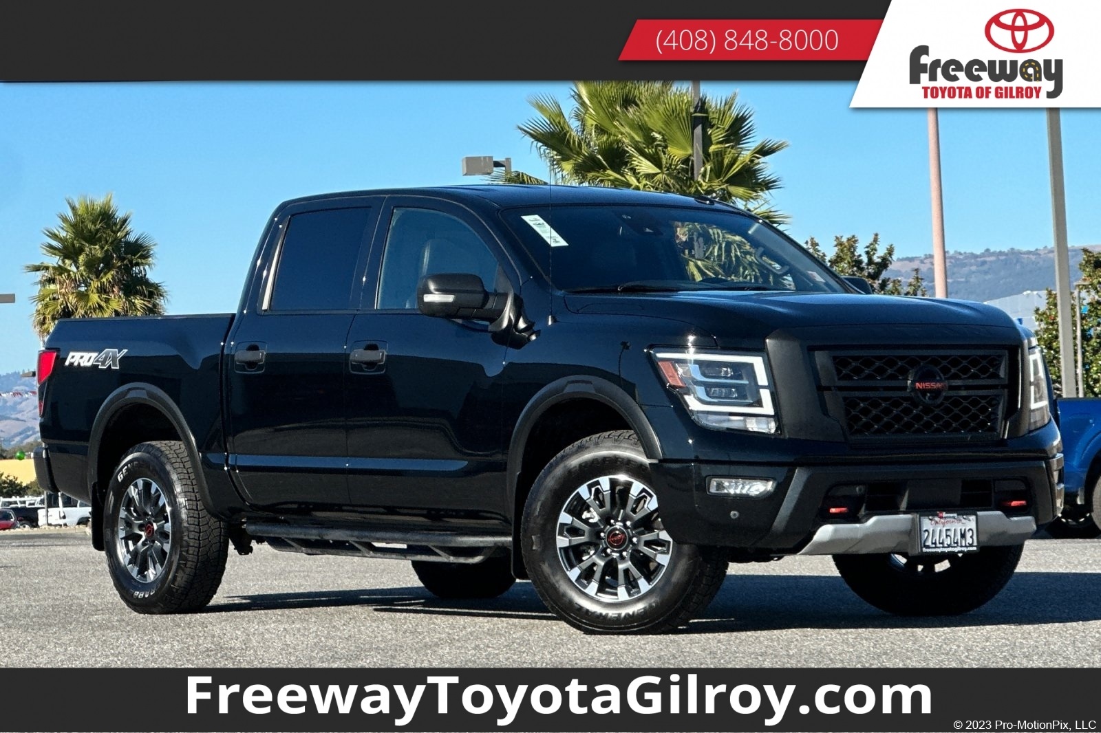 2021 Nissan Titan PRO-4X's photo