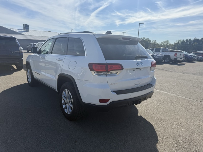 2021 Jeep Grand Cherokee Laredo E photo 8