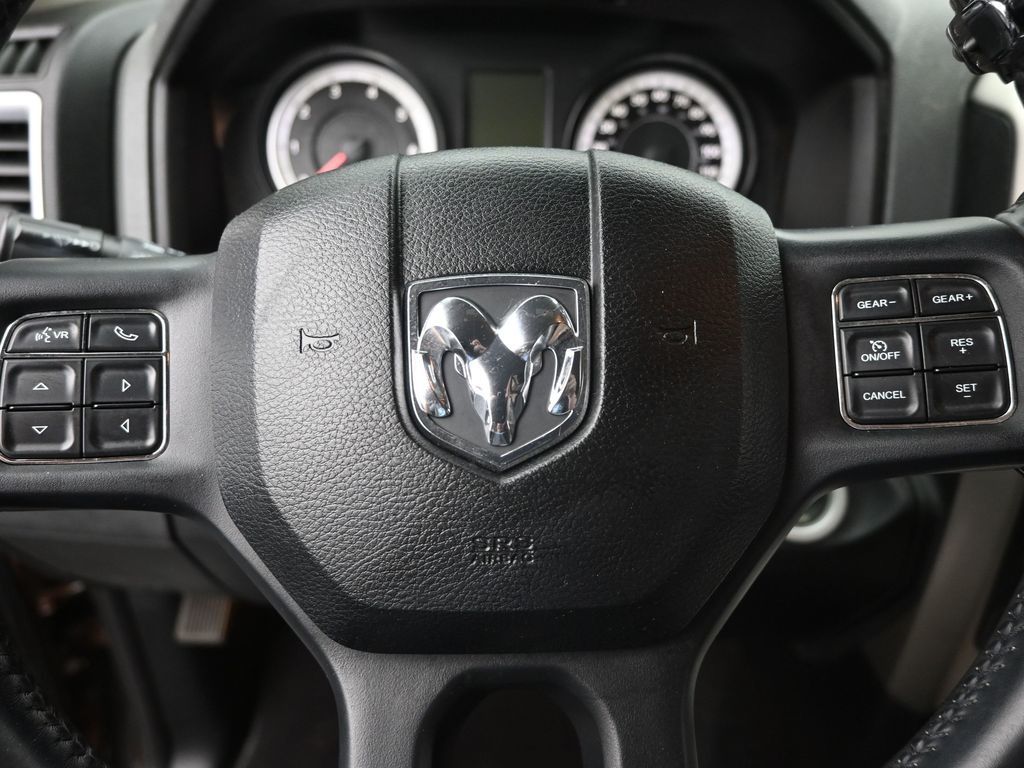 2015 Ram 1500 Big Horn photo 11