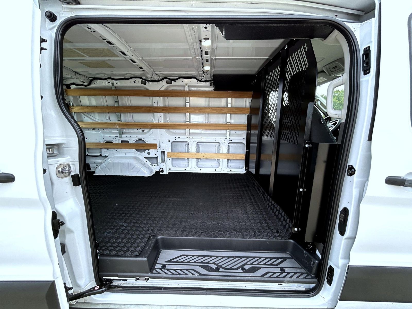 2024 Ford Transit photo 16