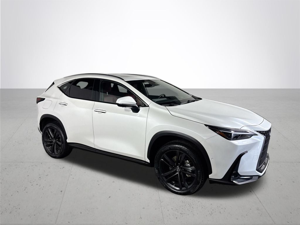 2022 Lexus NX 450h+ Luxury photo 4