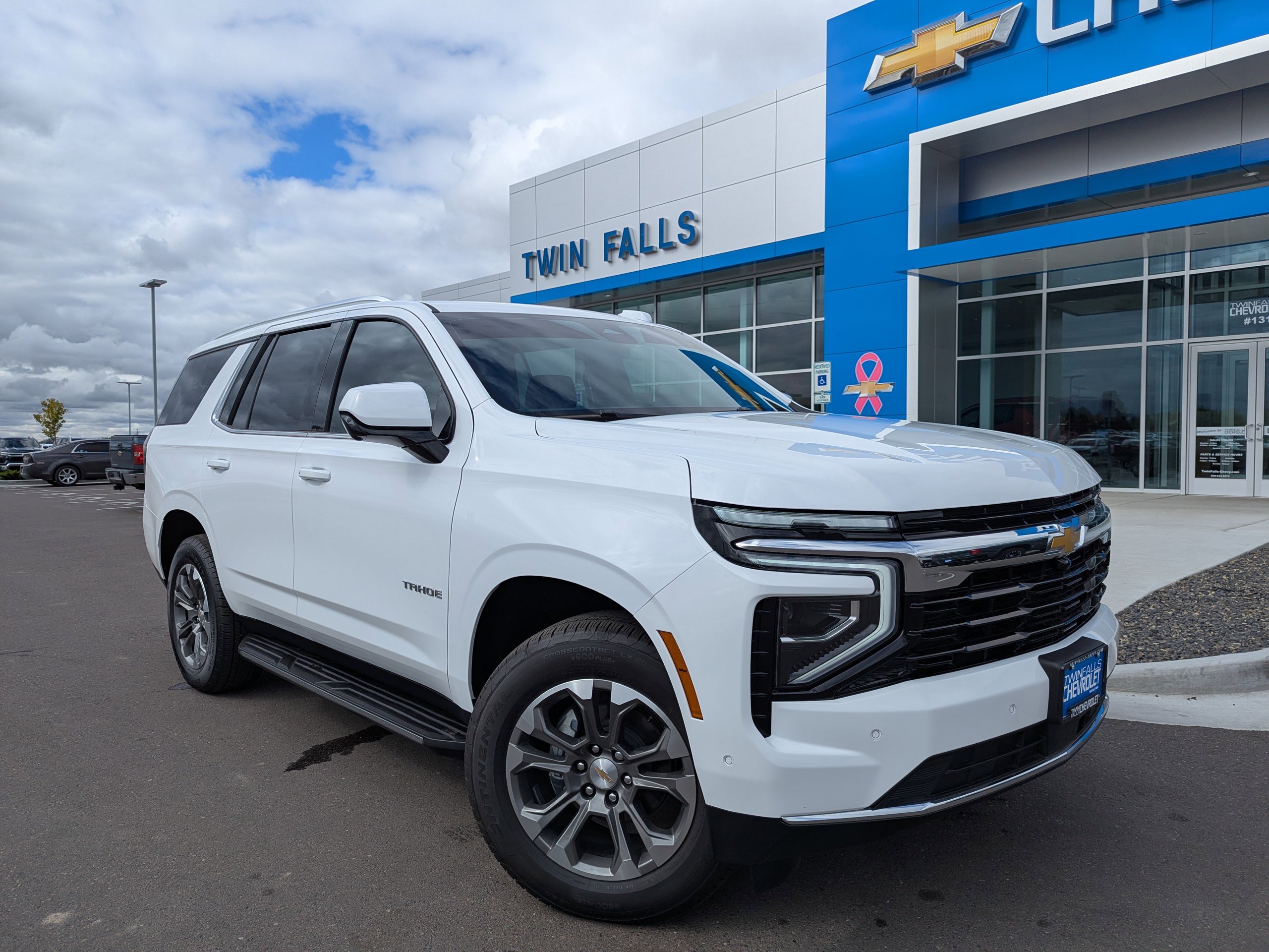 2025 Chevrolet Tahoe LS's photo