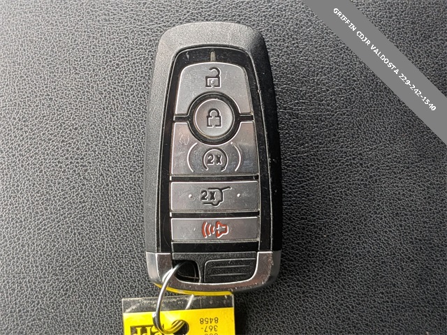 2022 Ford Edge Titanium photo 32