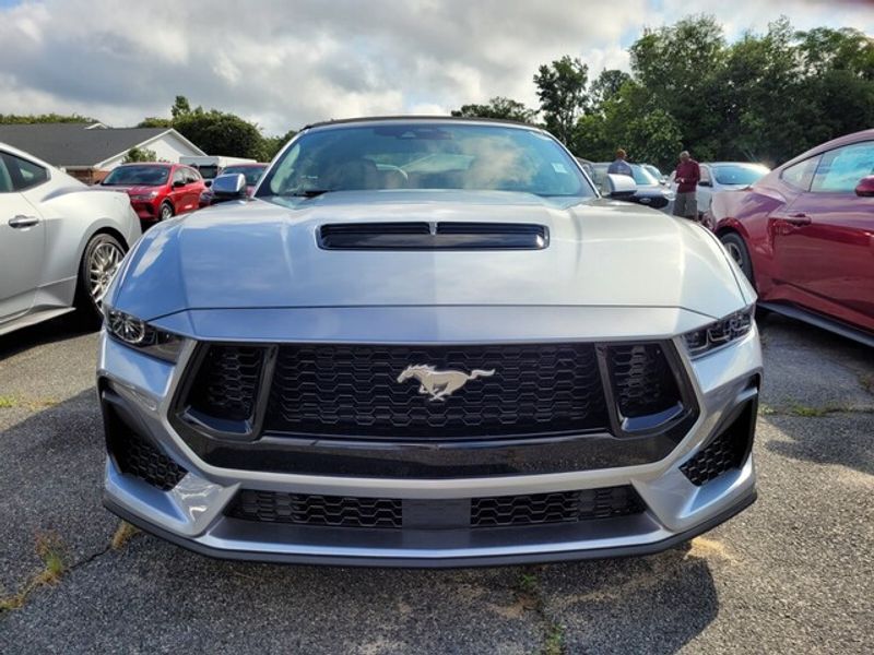 2025 Ford Mustang GT Premium Convertible photo 2