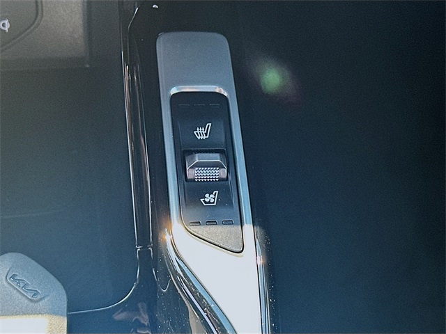 2025 Kia Sorento X-Line SX Prestige photo 18