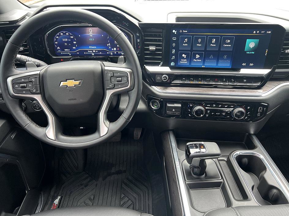 2024 Chevrolet Silverado 1500 LTZ photo 17