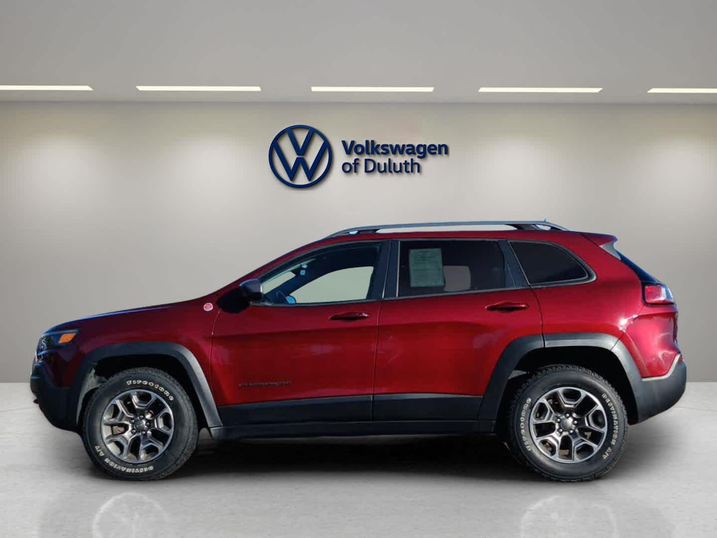 Used 2020 Jeep Cherokee Trailhawk with VIN 1C4PJMBX2LD613036 for sale in Hermantown, Minnesota