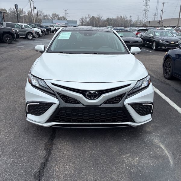 2023 Toyota Camry XSE photo 4