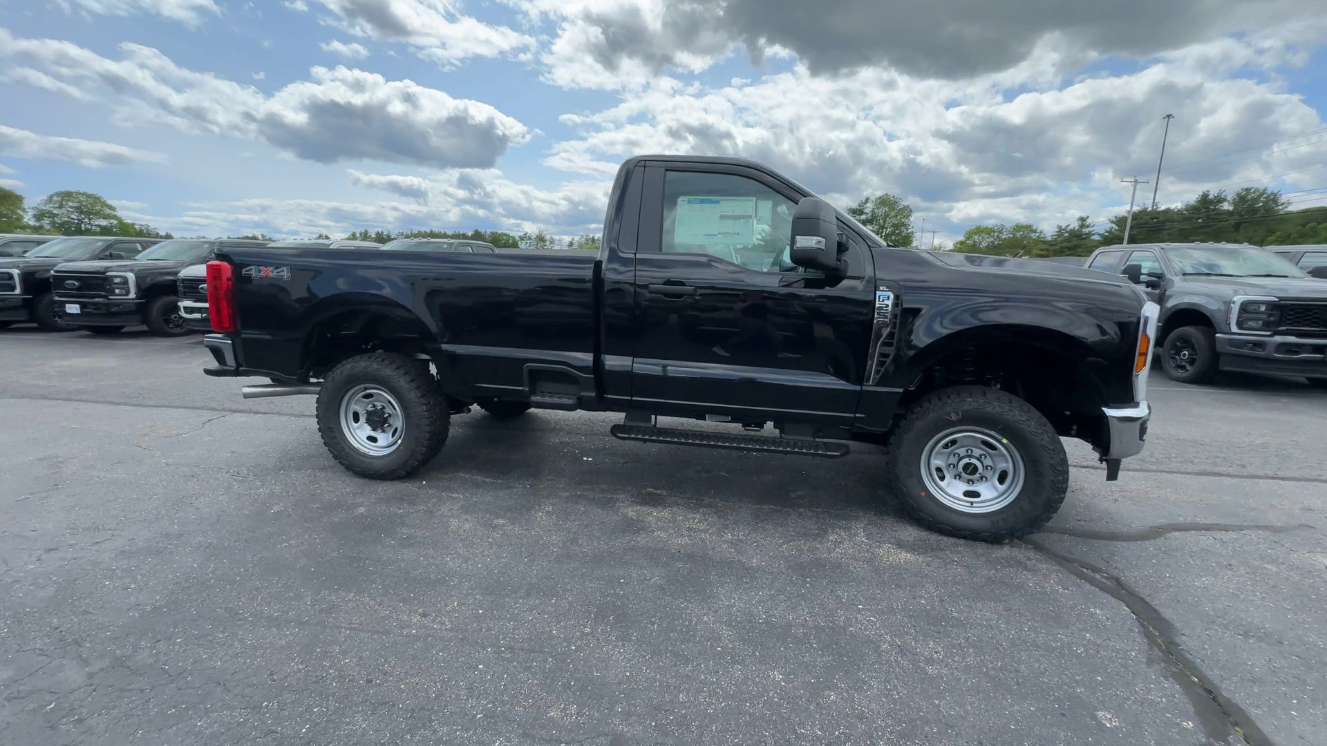 2025 Ford F-250 XL photo 18