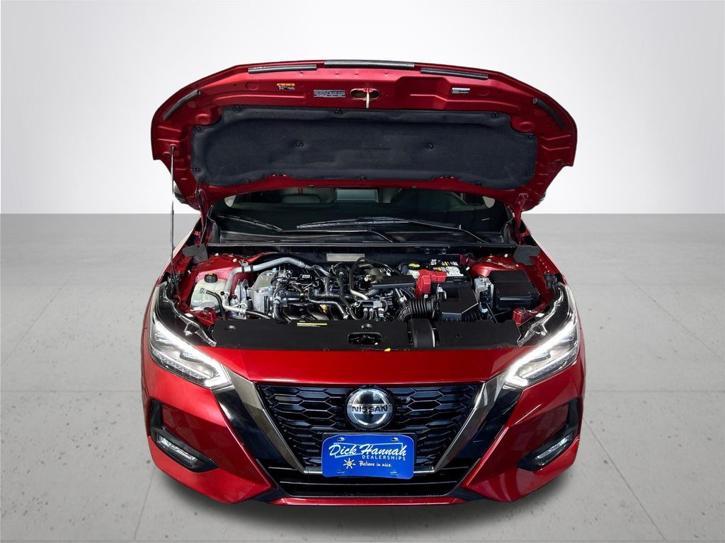 2021 Nissan Sentra SR photo 21