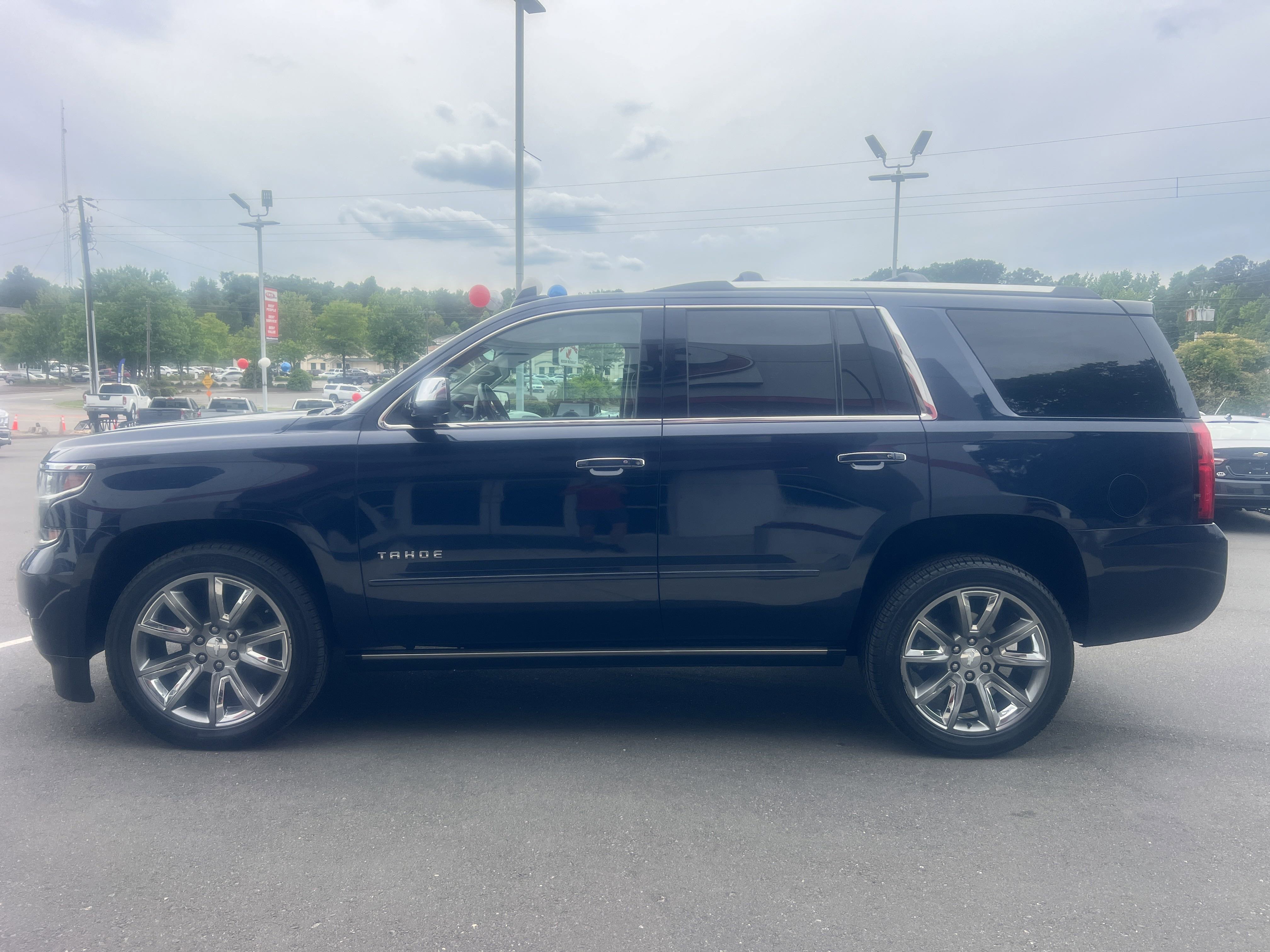 2018 Chevrolet Tahoe Premier photo 4