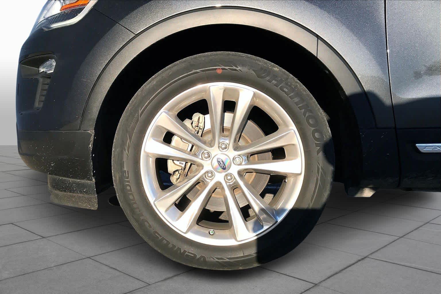 2018 Ford Explorer XLT photo 9