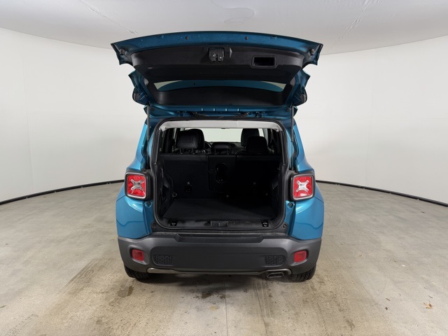 2020 Jeep Renegade Limited photo 4