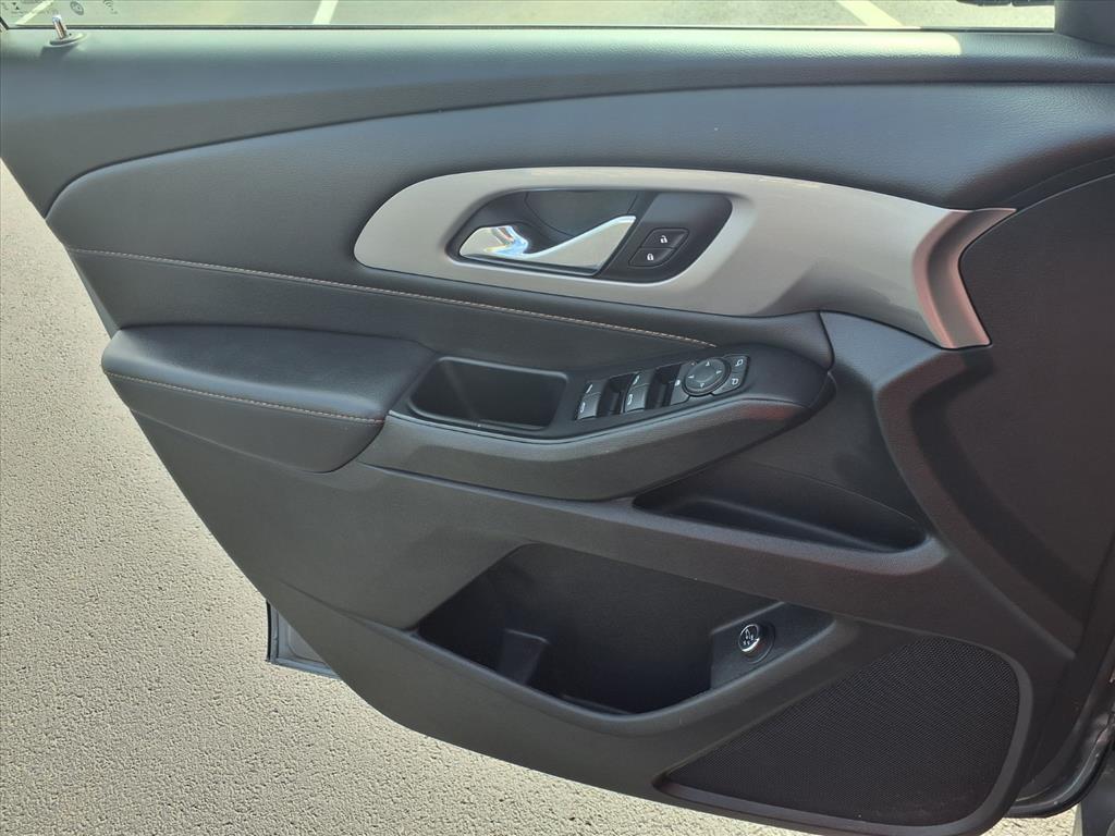 2020 Chevrolet Traverse Cloth photo 19