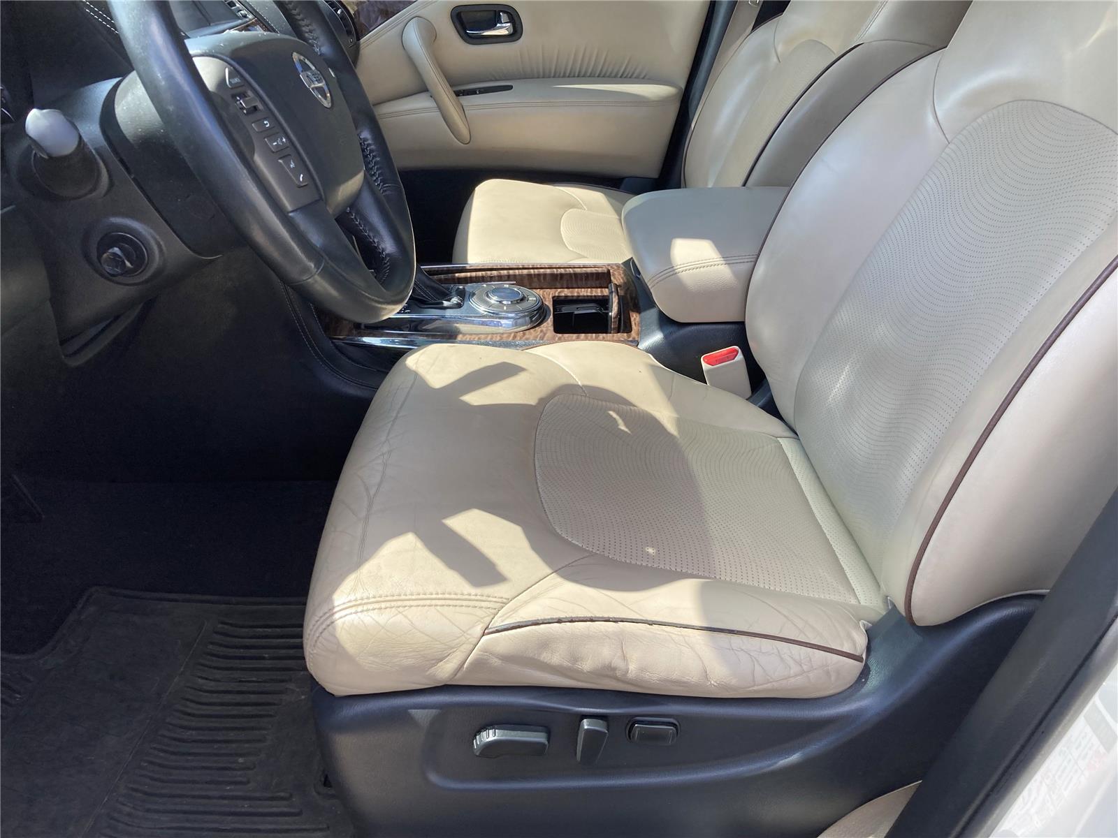 2017 Nissan Armada Platinum photo 20