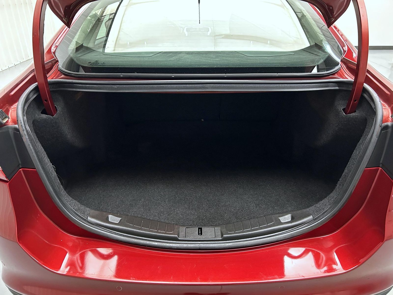 2016 Ford Fusion SE photo 21