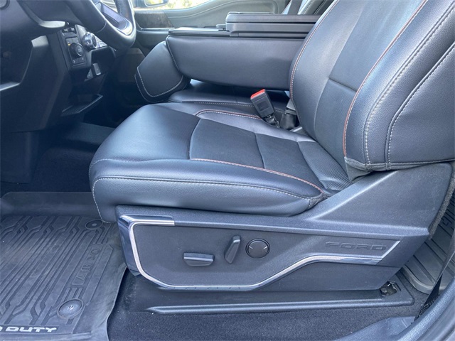 2023 Ford F-250 Lariat photo 21
