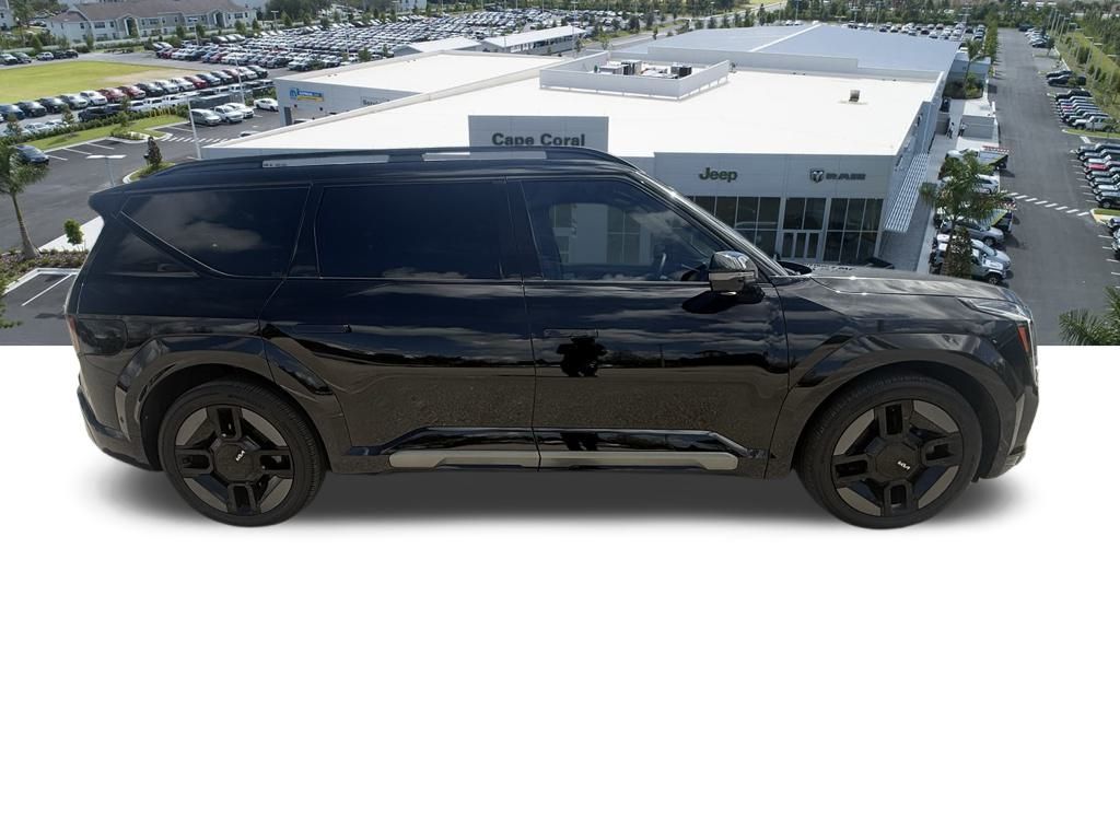 2024 Kia EV9 GT-Line photo 2