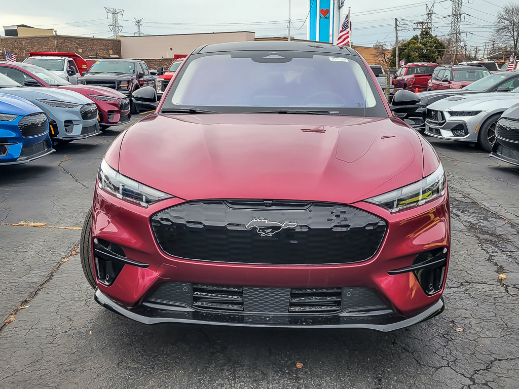2025 FORD MUSTANG MACH-E - Image 3