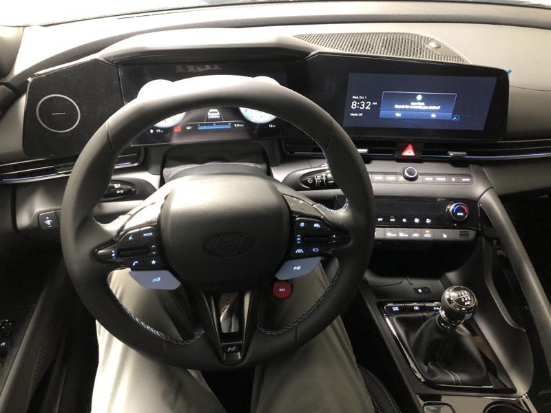 2025 Hyundai Elantra N photo 22