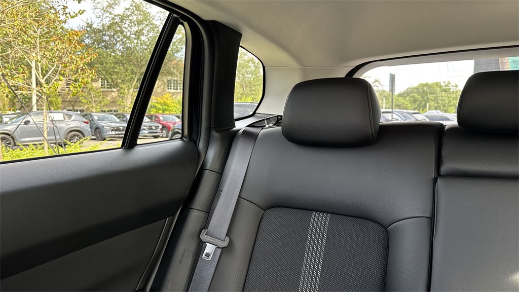 2025 Mazda CX-50 2.5 S Preferred photo 16
