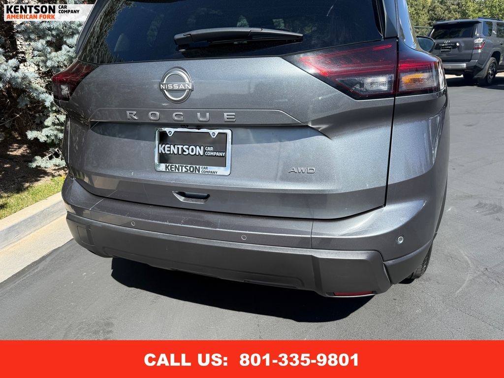 2024 Nissan Rogue S photo 32