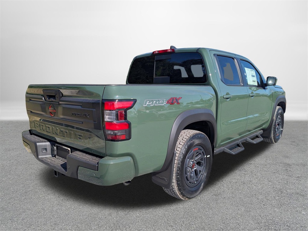 2026 Nissan Frontier PRO-4X photo 3