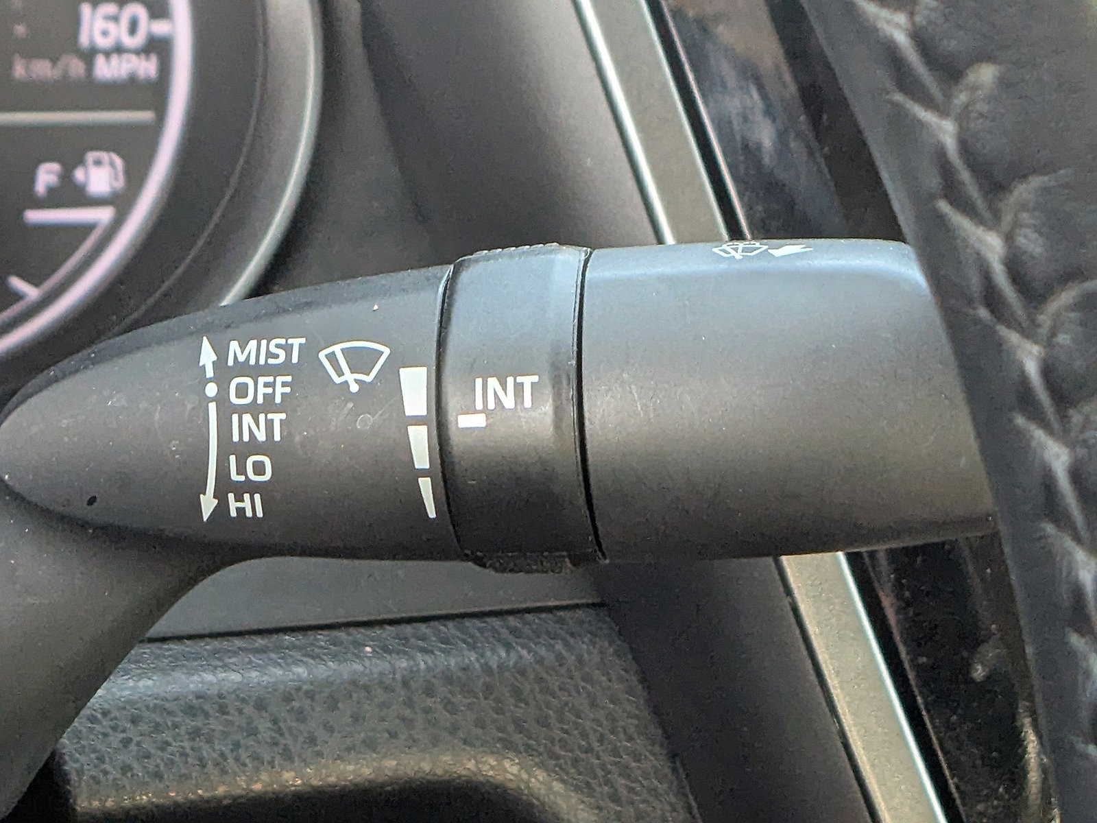 2021 Toyota Camry SE photo 17