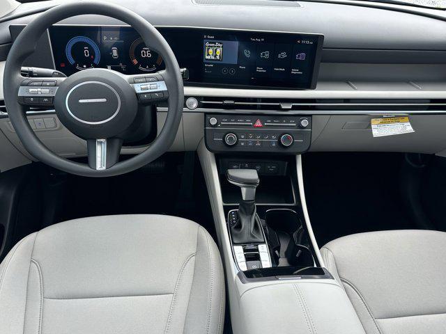 2025 Hyundai Tucson SE photo 17