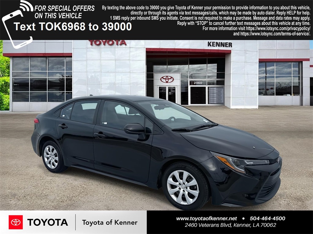 2024 Toyota Corolla LE's photo