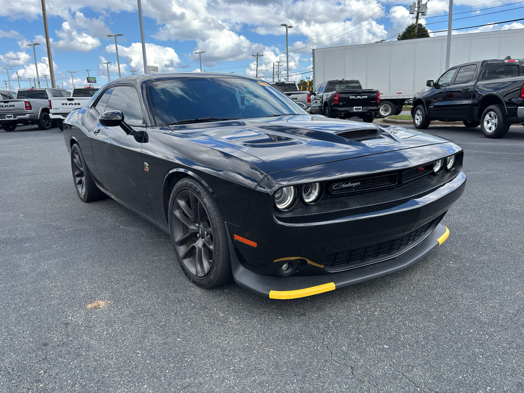 2021 Dodge Challenger R/T Scat Pack photo 3