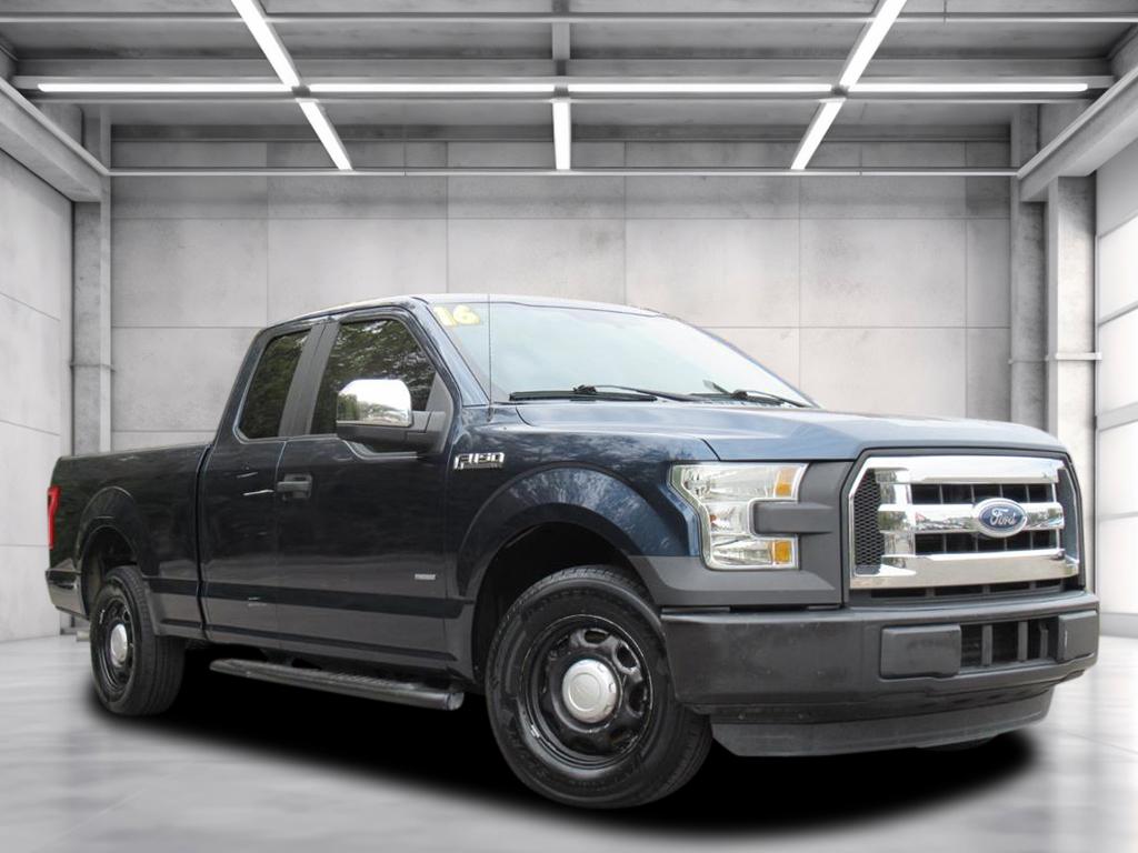 2016 Ford F-150 XL's photo